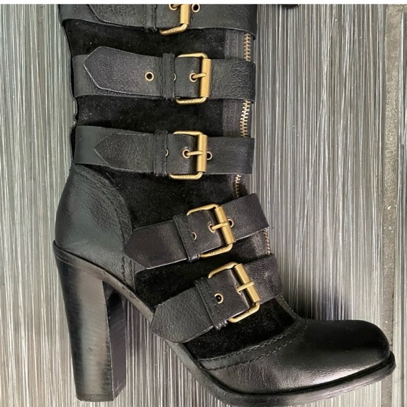 Black Marc by Marc Jacobs Suède and leather buckle boots - Picture 1 of 3
